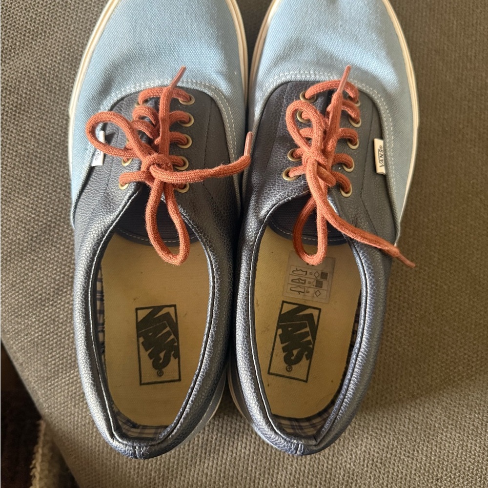 Vans old skool, leather and canvas with brown laces